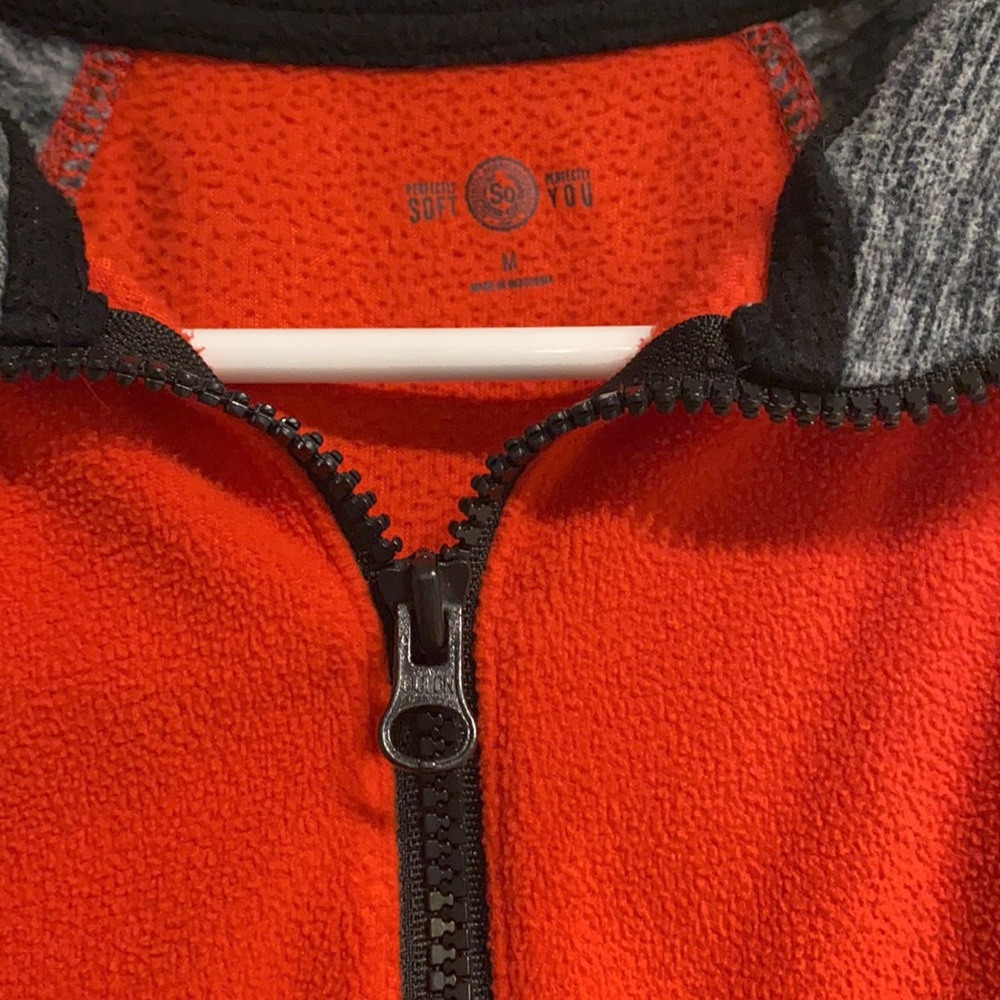 Red Sweater - Picture 3 of 8